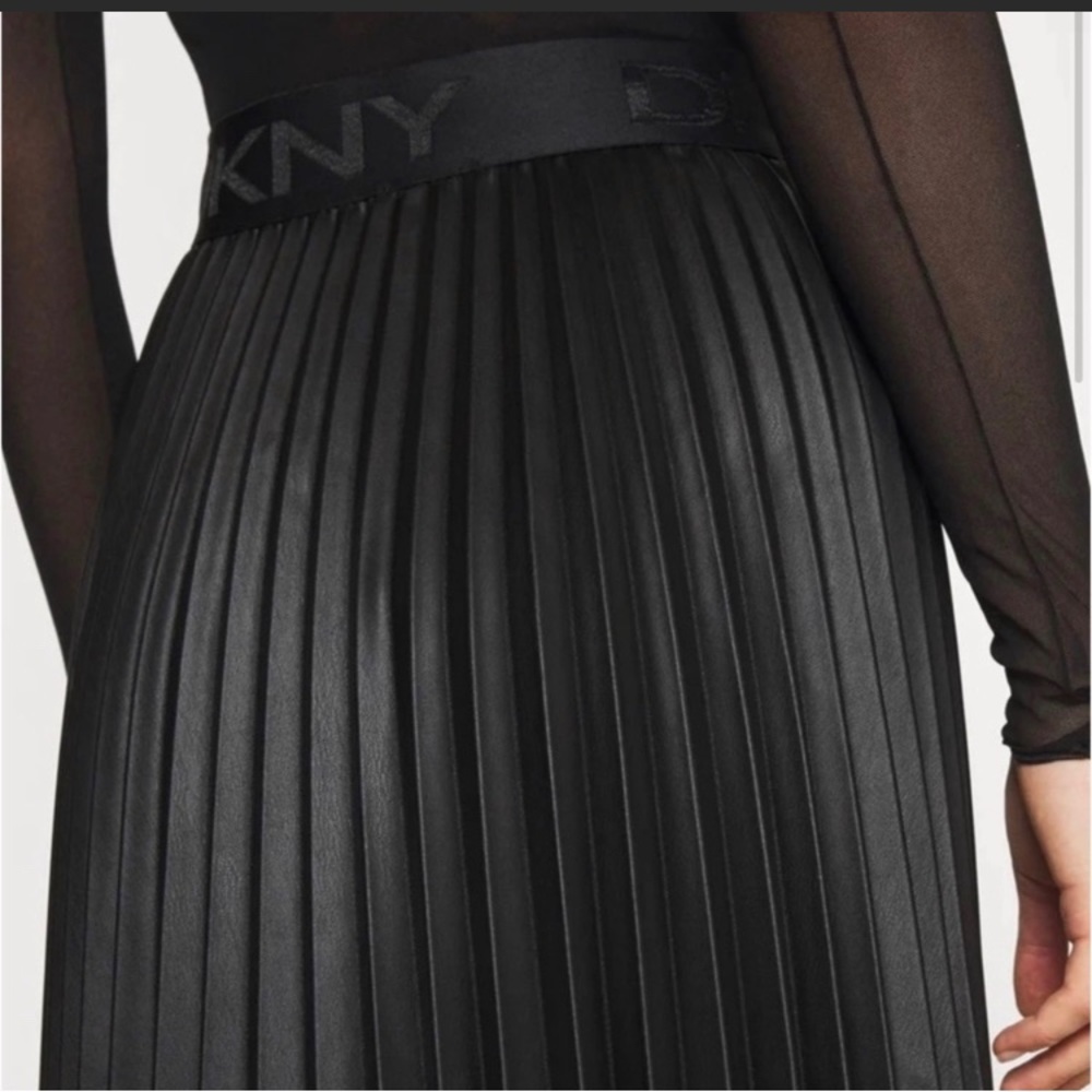 TT: DKNY Faux Leather Caper Pleated Skirt - Picture 9 of 13